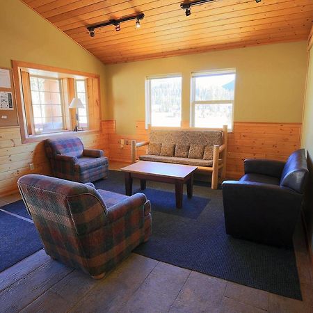 The Apex Mountain Lodge Exterior photo
