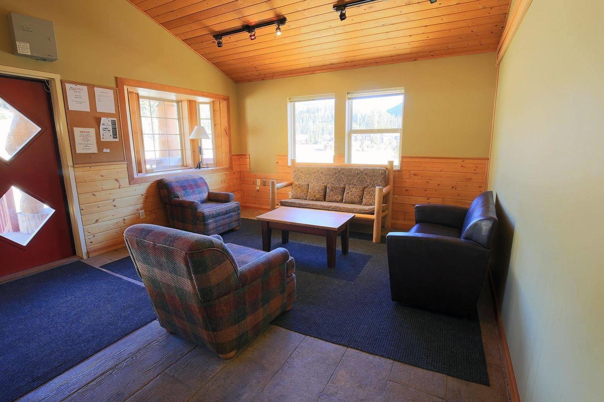 The Apex Mountain Lodge Exterior photo